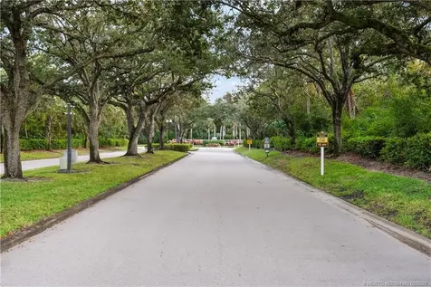5982 SE Riverboat Drive Stuart FL 34997