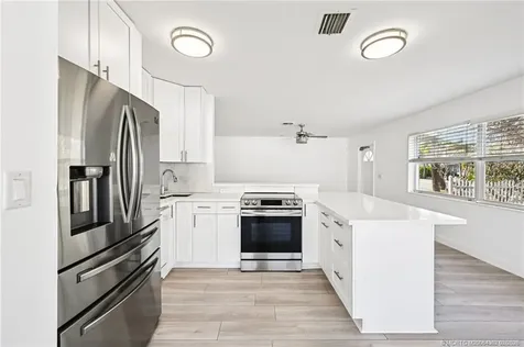 86 N El Mar Drive Jensen Beach FL 34957