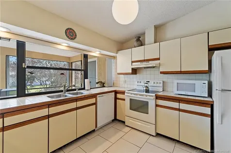 7954 SE Carlton Street Hobe Sound FL 33455