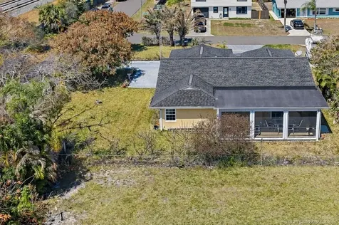 7954 SE Carlton Street Hobe Sound FL 33455