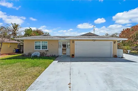 7954 SE Carlton Street Hobe Sound FL 33455