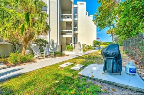 1289 NE Ocean Boulevard Stuart FL 34996
