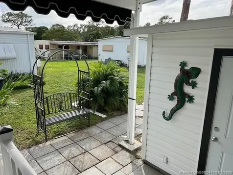6387 Elm Lane Lantana FL 33462