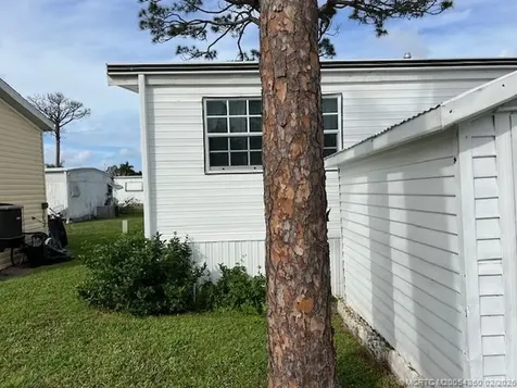 6387 Elm Lane Lantana FL 33462