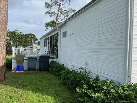 6387 Elm Lane Lantana FL 33462