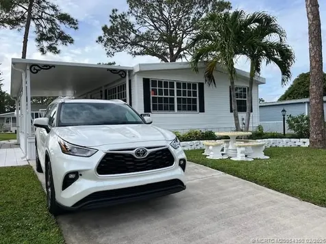 6387 Elm Lane Lantana FL 33462