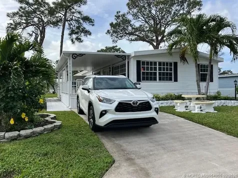 6387 Elm Lane Lantana FL 33462
