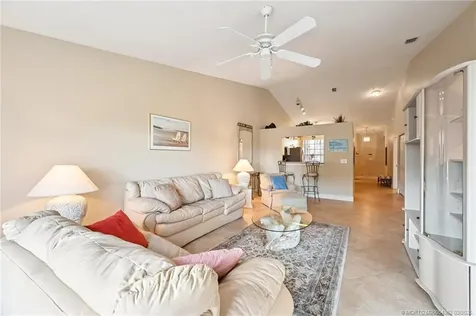 681 NW Broken Oak Trail Jensen Beach FL 34957