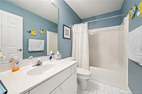 681 NW Broken Oak Trail Jensen Beach FL 34957