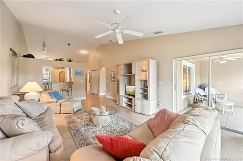 681 NW Broken Oak Trail Jensen Beach FL 34957