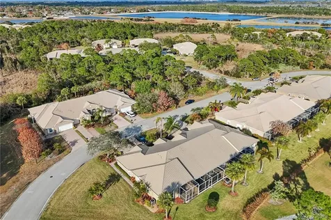 681 NW Broken Oak Trail Jensen Beach FL 34957