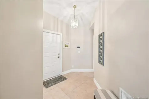 681 NW Broken Oak Trail Jensen Beach FL 34957