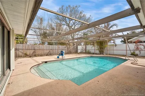 981 SE Lansdowne Avenue Port St Lucie FL 34983