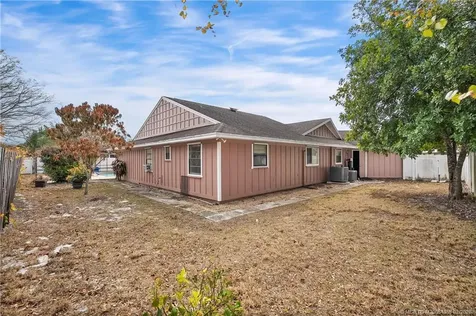 981 SE Lansdowne Avenue Port St Lucie FL 34983