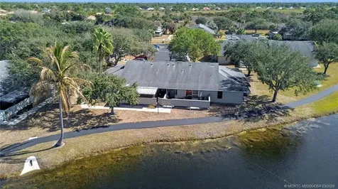 3986 NW Cinnamon Tree Circle Jensen Beach FL 34957