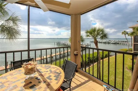 4680 NE Sandpebble Trace Stuart FL 34996