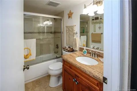 4680 NE Sandpebble Trace Stuart FL 34996