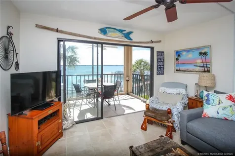 4680 NE Sandpebble Trace Stuart FL 34996