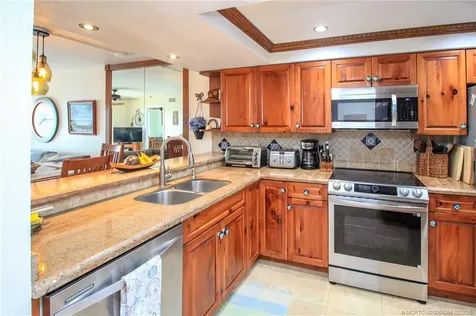 4680 NE Sandpebble Trace Stuart FL 34996