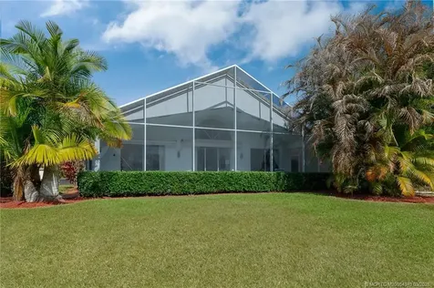 1612 SE Shelburnie Way Port St Lucie FL 34952