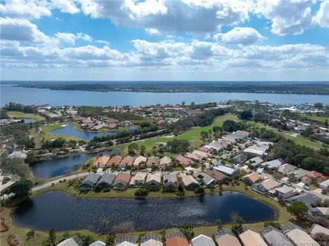 1612 SE Shelburnie Way Port St Lucie FL 34952