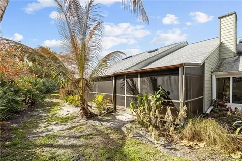 933 NE Sandalwood Place Jensen Beach FL 34957
