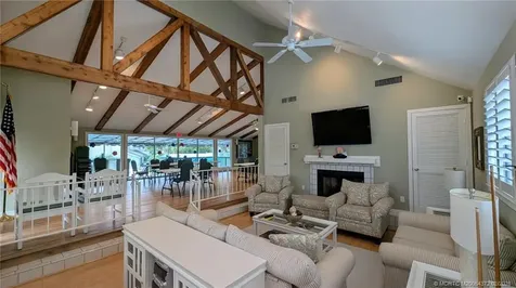 933 NE Sandalwood Place Jensen Beach FL 34957