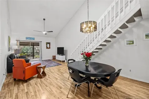 933 NE Sandalwood Place Jensen Beach FL 34957