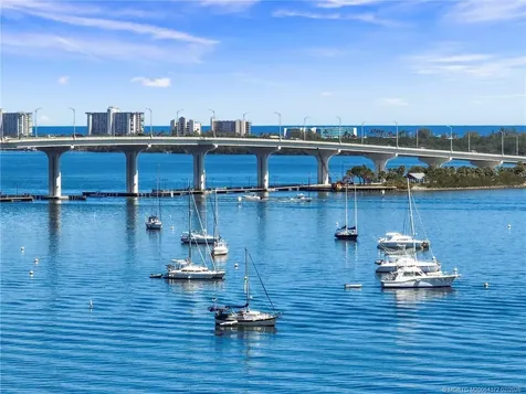 933 NE Sandalwood Place Jensen Beach FL 34957