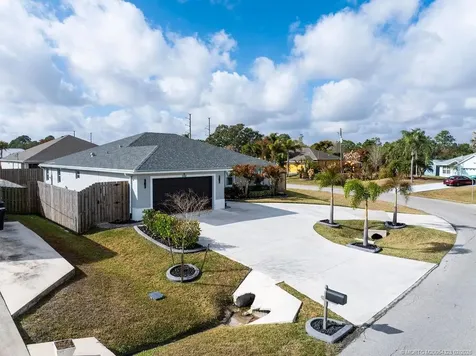 2192 SW Harrison Avenue Port St Lucie FL 34953
