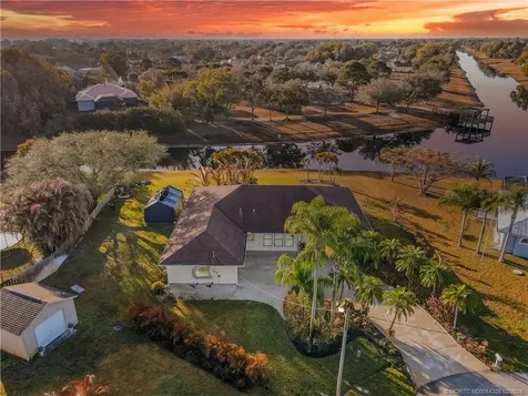 2111 SE Cayuga Court Port St Lucie FL 34952