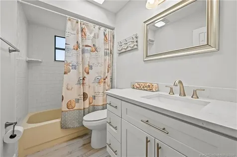 2111 SE Cayuga Court Port St Lucie FL 34952