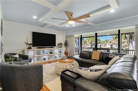 1600 NE Dixie Highway Jensen Beach FL 34957