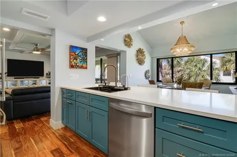 1600 NE Dixie Highway Jensen Beach FL 34957