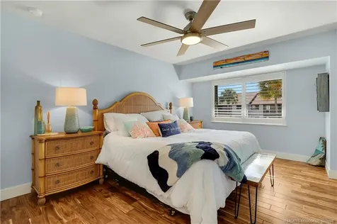 1600 NE Dixie Highway Jensen Beach FL 34957