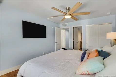 1600 NE Dixie Highway Jensen Beach FL 34957