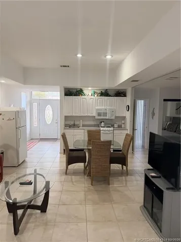 3304 SE Morningside Boulevard Port St Lucie FL 34952