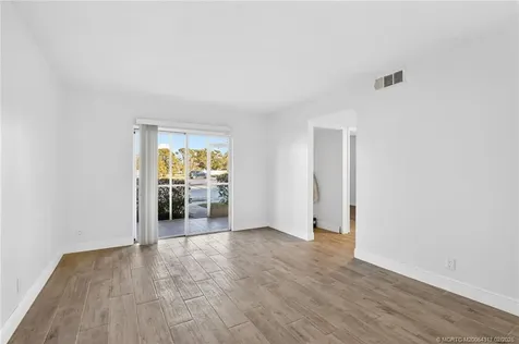 1564 SE Royal Green Circle Port St Lucie FL 34952