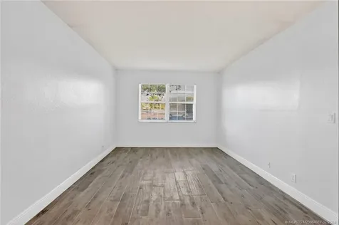 1564 SE Royal Green Circle Port St Lucie FL 34952