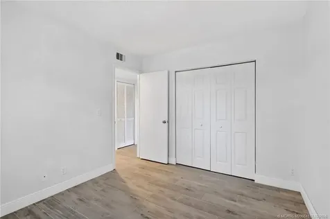 1564 SE Royal Green Circle Port St Lucie FL 34952