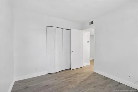 1564 SE Royal Green Circle Port St Lucie FL 34952