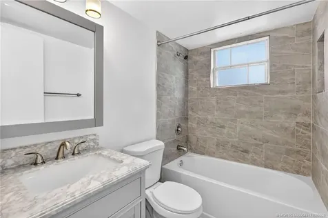 1564 SE Royal Green Circle Port St Lucie FL 34952