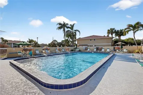 1564 SE Royal Green Circle Port St Lucie FL 34952