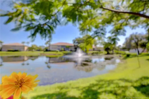 1564 SE Royal Green Circle Port St Lucie FL 34952