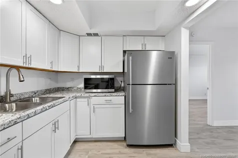 1564 SE Royal Green Circle Port St Lucie FL 34952