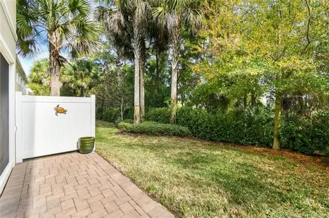 6273 SE Fauna Terrace Hobe Sound FL 33455