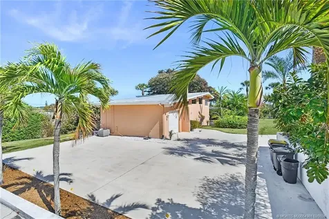 2228 NE Center Circle Jensen Beach FL 34957