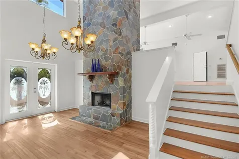 2228 NE Center Circle Jensen Beach FL 34957