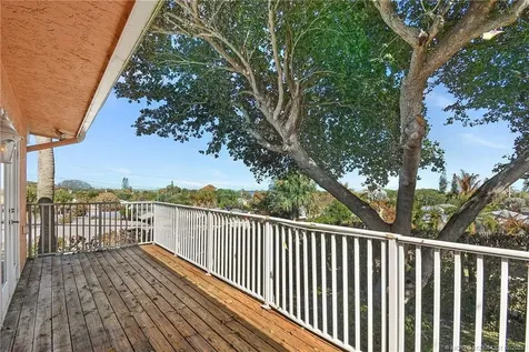 2228 NE Center Circle Jensen Beach FL 34957