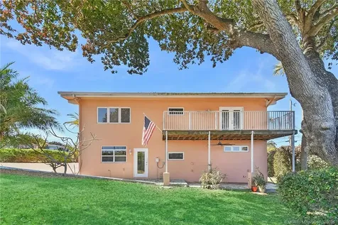 2228 NE Center Circle Jensen Beach FL 34957